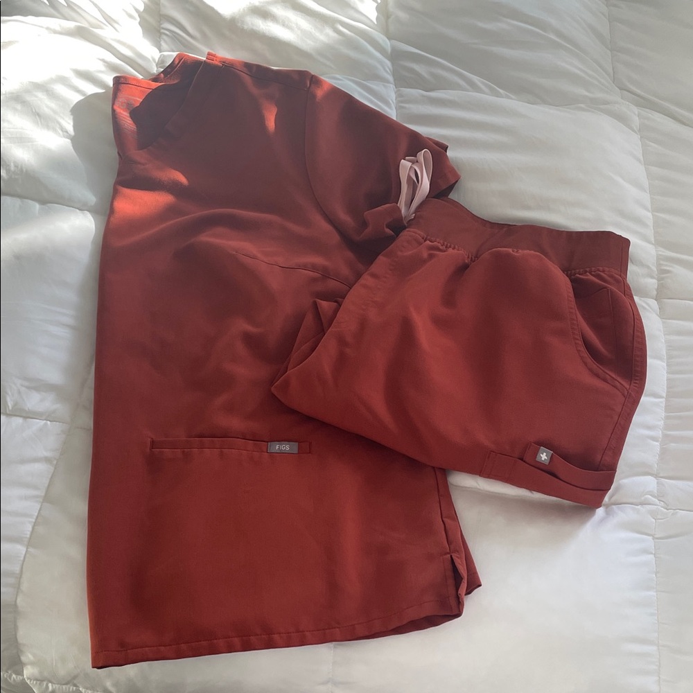 Figs Women’s Rust Orange Scrub Set 3X